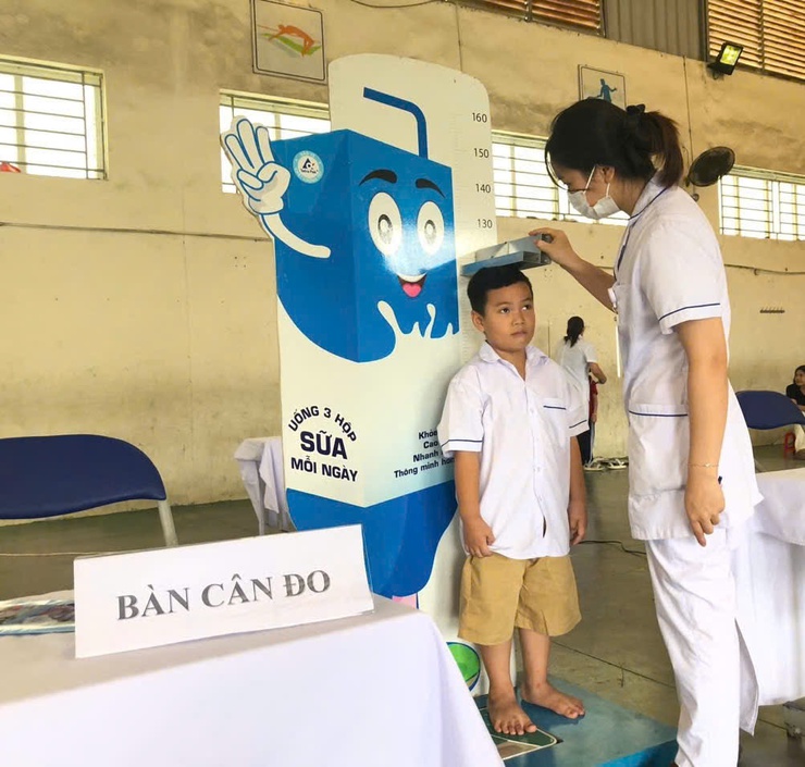 XÃ QUANG MINH KHÁM SỨC KHỎE TOÀN DÂN – CHUNG TAY VÌ CỘNG ĐỒNG KHỎE MẠNH- Ảnh 3.