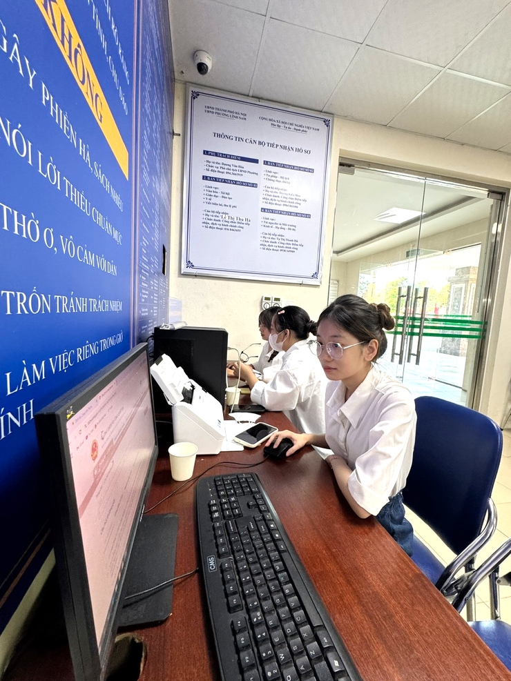 25 dịch vụ công thiết yếu phải nộp trực tuyến từ 1-10 gồm những gì?- Ảnh 2.