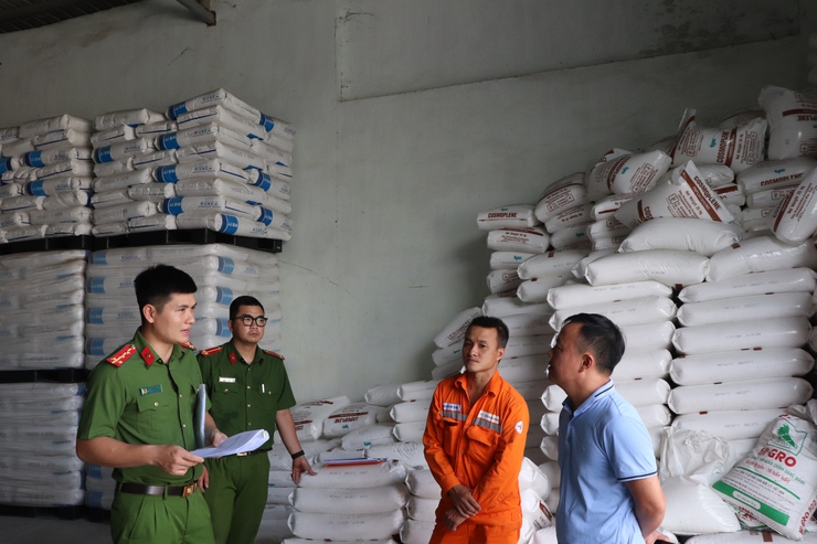 Phú Nghĩa đẩy mạnh phát triển kinh tế - xã hội, đảm bảo quốc phòng - an ninh - Ảnh 2.