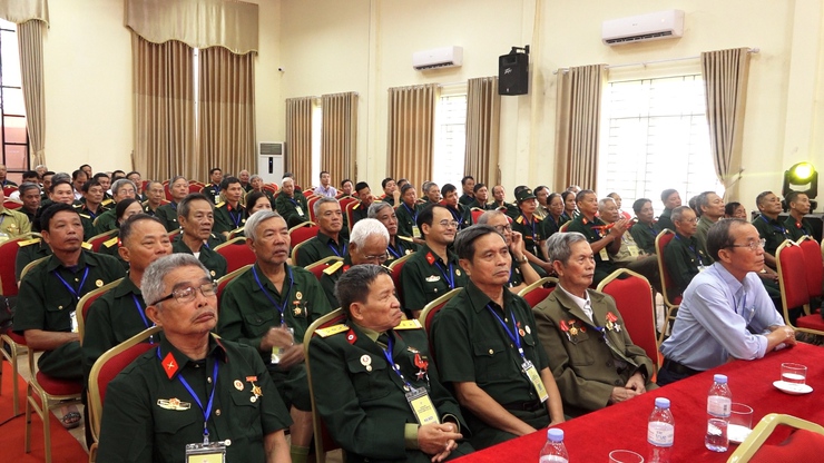 Đại hội Hội CCB xã Hương Sơn lần thứ VIII thành công tốt đẹp
- Ảnh 9.