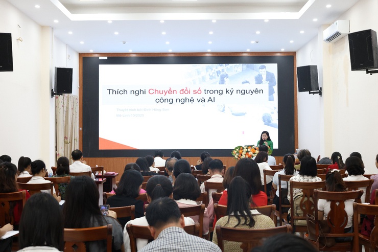 Mê Linh: Tập huấn công tác chuyển đổi số năm 2025- Ảnh 1.