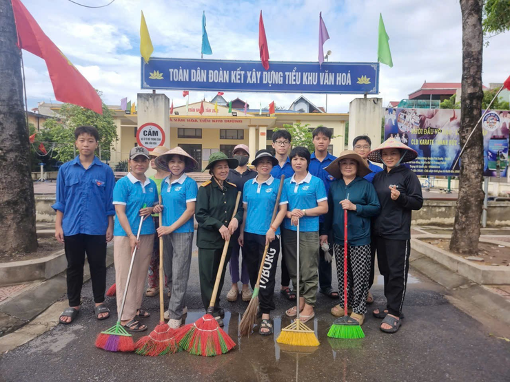 Phú Xuyên Tích cực hưởng ứng cuộc thi “Thôn, tiểu khu sáng – xanh – sạch – đẹp”, “Trường học, trạm Y tế sáng – xanh – sạch – đẹp” - Ảnh 1.