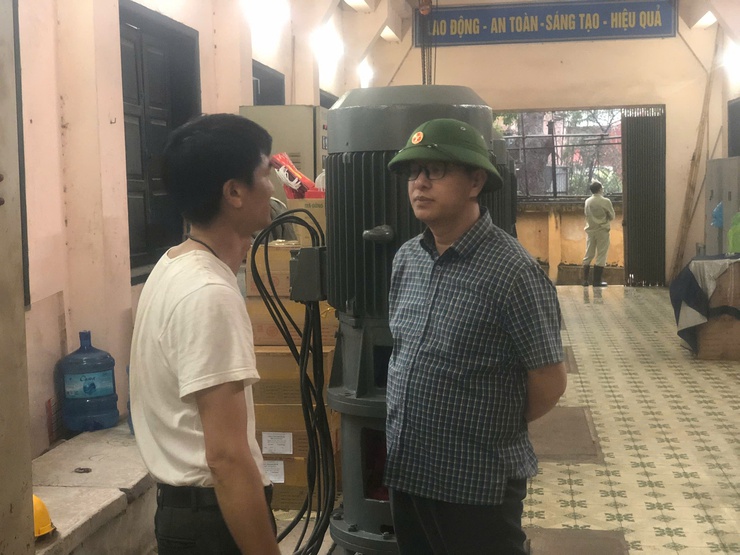 Xã Đại Thanh: Kịp thời xử lý ủn tắc rác thải trên sông Nhuệ do nước dâng cao- Ảnh 3.