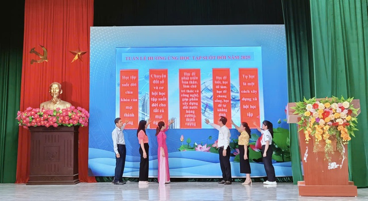 UBND xã Ứng Hoà tổ chức Lễ khai mạc Tuần lễ hưởng ứng học tập suốt đời năm 2025- Ảnh 5.