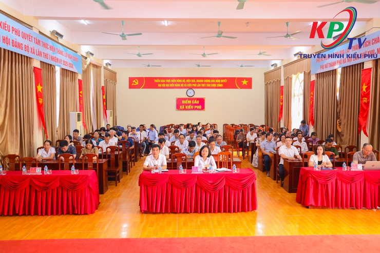 UBND xã Kiều Phú tổ chức hội nghị hưởng ứng Ngày Chuyển đổi số Quốc gia và Ngày Chuyển đổi số thành phố Hà Nội 10/10- Ảnh 1.