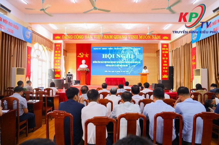 UBND xã Kiều Phú tổ chức hội nghị hưởng ứng Ngày Chuyển đổi số Quốc gia và Ngày Chuyển đổi số thành phố Hà Nội 10/10- Ảnh 2.