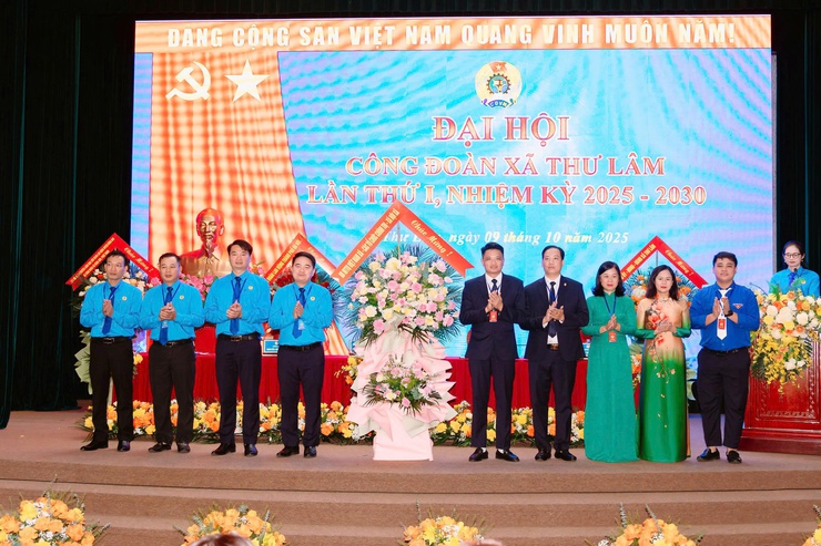 Đại hội Công đoàn xã Thư Lâm lần thứ I, nhiệm kỳ 2025–2030: Đổi mới, đoàn kết, xây dựng tổ chức công đoàn vững mạnh trong giai đoạn mới- Ảnh 11.