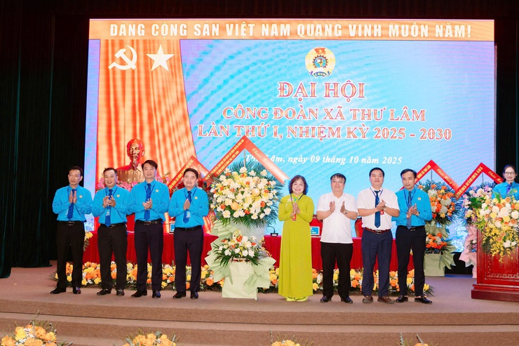 Đại hội Công đoàn xã Thư Lâm lần thứ I, nhiệm kỳ 2025–2030: Đổi mới, đoàn kết, xây dựng tổ chức công đoàn vững mạnh trong giai đoạn mới- Ảnh 12.