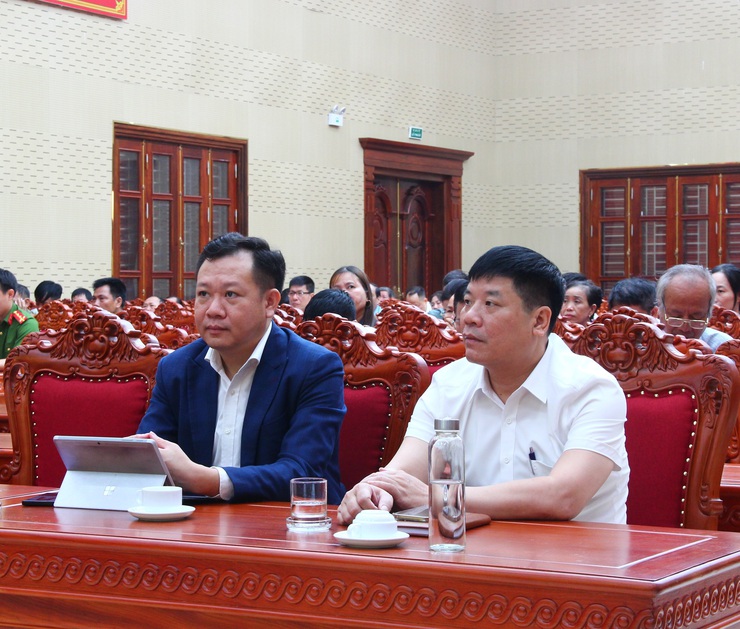 Thạch Thất tổ chức tập huấn chuyển đổi số năm 2025 - khẳng định quyết tâm xây dựng một chính quyền sáng tạo, gần dân, phục vụ dân.- Ảnh 2.