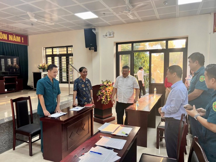 Đảng ủy phường Định Công, thành phố Hà Nội quan tâm lãnh đạo toàn diện công tác tuyển chọn, gọi công dân nhập ngũ và nghĩa vụ tham gia Công an nhân dân năm 2026.- Ảnh 3.