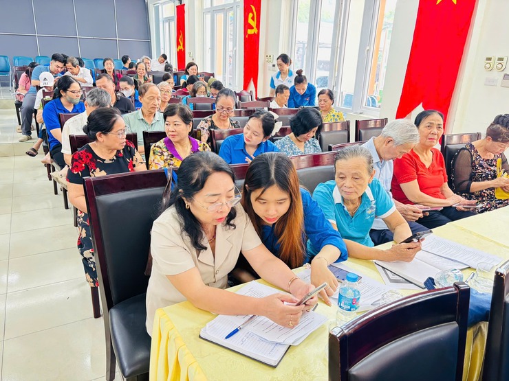 Xây dựng Mạng lưới “Đại sứ số” hưởng ứng Ngày hội toàn dân học tập số trên địa bàn phường Kiến Hưng- Ảnh 1.
