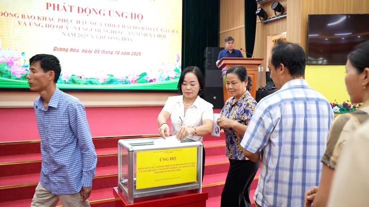 Xã Dương Hoà phát động ủng hộ đồng bào khắc phục thiệt hại do bão lũ gây ra và ủng hộ Quỹ “Vì người nghèo”, an sinh xã hội năm 2025- Ảnh 8.