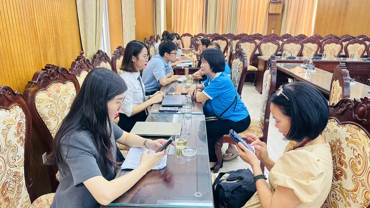 Phường Hai Bà Trưng tổ chức hội nghị tuyên truyền, phổ biến pháp luật cho cán bộ, hội viên phụ nữ năm 2025- Ảnh 5.