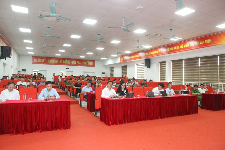 Phường Xuân Phương tổ chức Hội nghị học tập, quán triệt triển khai Nghị quyết Đại hội Đại biểu Đảng bộ phường Xuân Phương lần thứ I, nhiệm kỳ 2025 - 2030- Ảnh 2.