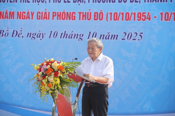 Phường Bồ Đề: Gắn biển tên 2 tuyến phố Lê Đại và Nguyễn Thế Rục- Ảnh 2.