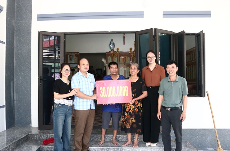 Xã Mỹ Đức bàn giao kinh phí hỗ trợ xây, sửa nhà ở cho người có công và thân nhân liệt sỹ- Ảnh 11.
