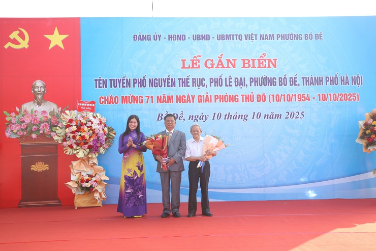 Phường Bồ Đề: Gắn biển tên 2 tuyến phố Lê Đại và Nguyễn Thế Rục- Ảnh 7.