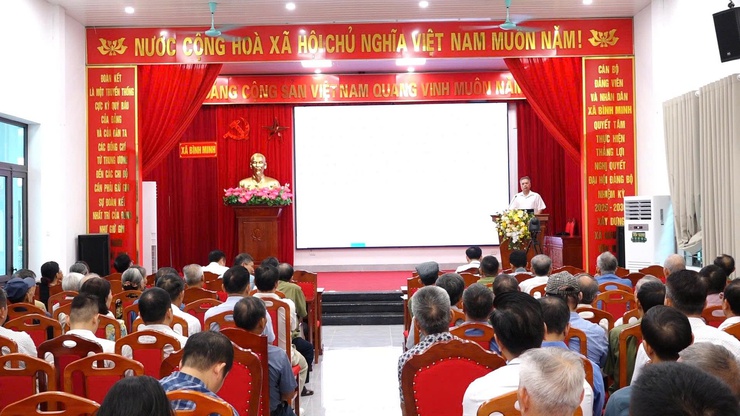 Hội nghị Học tập, quán triệt, tuyên truyền và triển khai thực hiện 04 Nghị quyết của Bộ Chính trị khoá XIII; Chỉ thị 50-CT/TW của Ban Bí thư " Về tiếp tục đổi mới và nâng cao chất lượng sinh hoạt chi bộ trong giai đoạn mới"- Ảnh 3.