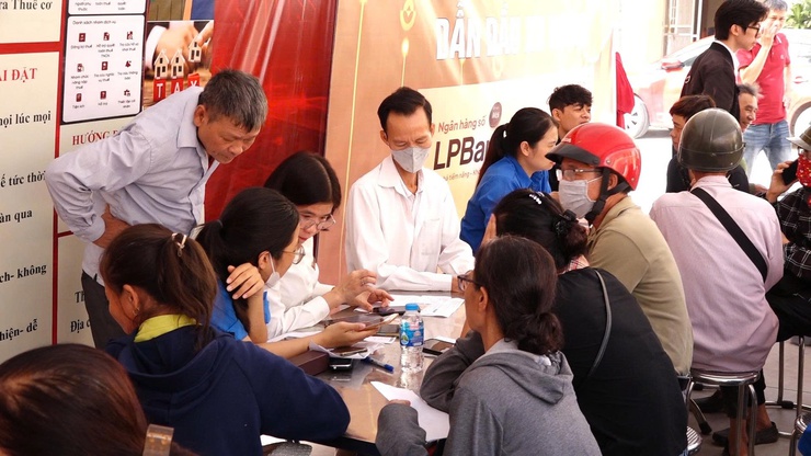 Xã Bình Minh hướng dẫn người dân cài đặt ứng dụng nộp thuế điện tử bằng ứng dụng Etax Mobile- Ảnh 4.