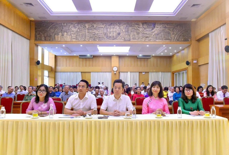 Lan tỏa những tấm gương, khơi dậy khí thế thi đua giai đoạn 2025–2030- Ảnh 1.
