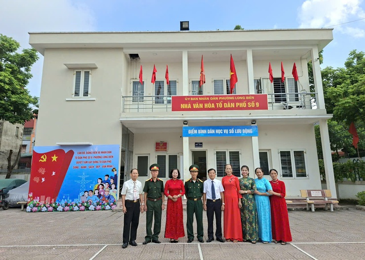 Tổ dân phố số 9 ra mắt mô hình “Nhà văn hóa tổ dân phố Sáng - Xanh - Sạch – Đẹp”- Ảnh 7.