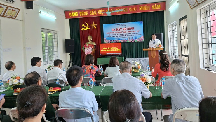 Tổ dân phố số 9 ra mắt mô hình “Nhà văn hóa tổ dân phố Sáng - Xanh - Sạch – Đẹp”- Ảnh 1.