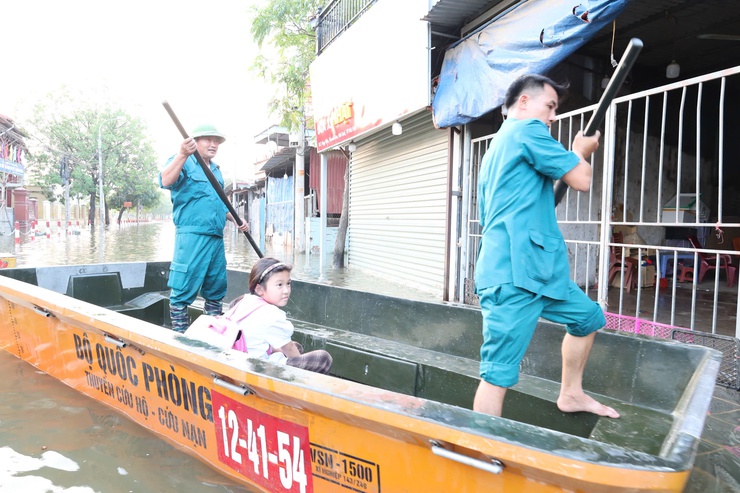Xã Tiến Thắng chủ động ứng phó nước sông Cà Lồ dâng cao, đảm bảo an toàn đời sống Nhân dân- Ảnh 3.