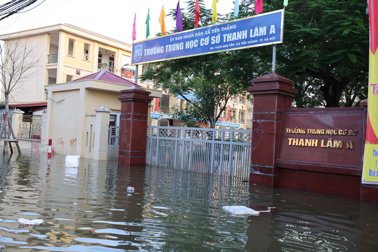 Xã Tiến Thắng chủ động ứng phó nước sông Cà Lồ dâng cao, đảm bảo an toàn đời sống Nhân dân- Ảnh 4.