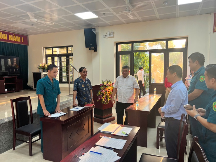 Đảng ủy phường Định Công, thành phố Hà Nội quan tâm lãnh đạo toàn diện công tác tuyển chọn, gọi công dân nhập ngũ và nghĩa vụ tham gia Công an nhân dân năm 2026.- Ảnh 1.