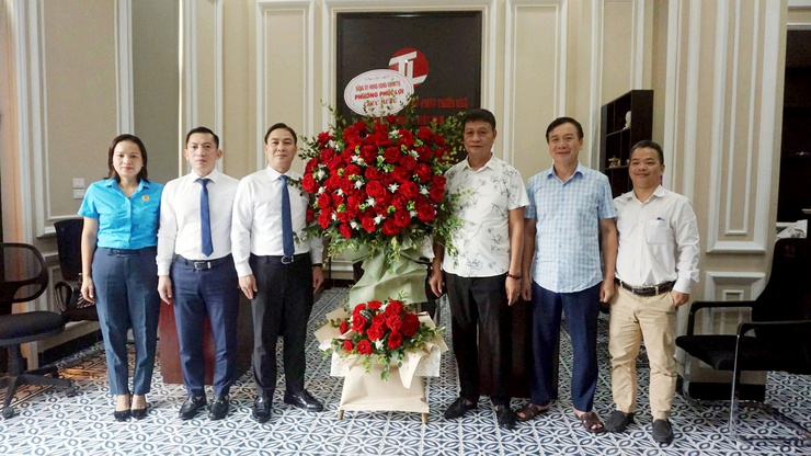 Phường Phúc Lợi tri ân các doanh nghiệp nhân Ngày Doanh nhân Việt Nam- Ảnh 3.