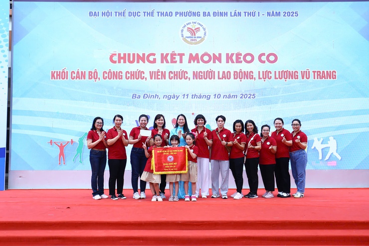 PHƯỜNG BA ĐÌNH: TỔ CHỨC THÀNH CÔNG KHAI MẠC ĐẠI HỘI THỂ DỤC THỂ THAO LẦN THỨ I NĂM 2025- Ảnh 8.