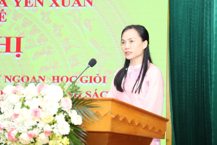 Hội nghị biểu dương trẻ em gái chăm ngoan, học giỏi trong các gia đình tiêu biểu thực hiện tốt chính sách dân số nhân ngày Quốc tế trẻ em gái 11/10- Ảnh 1.