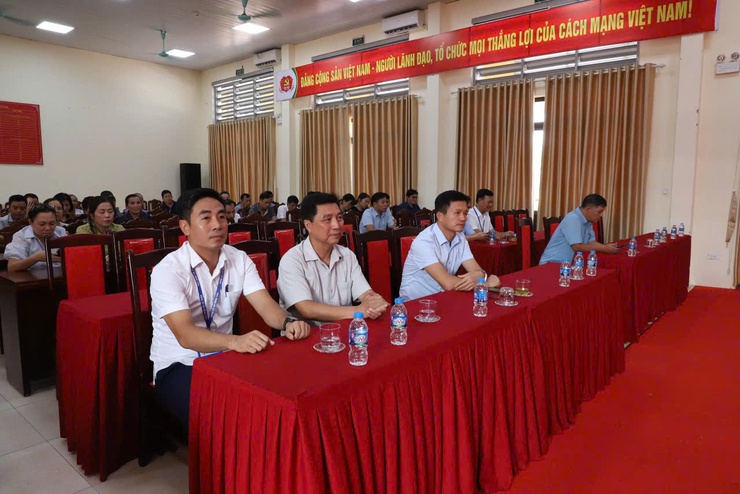 HỘI NGHỊ BÁO CÁO VIÊN THÁNG 10, TRIỂN KHAI KẾ HOẠCH THỰC HIỆN CHỈ THỊ SỐ 50-CT/TW CỦA BAN BÍ THƯ- Ảnh 2.