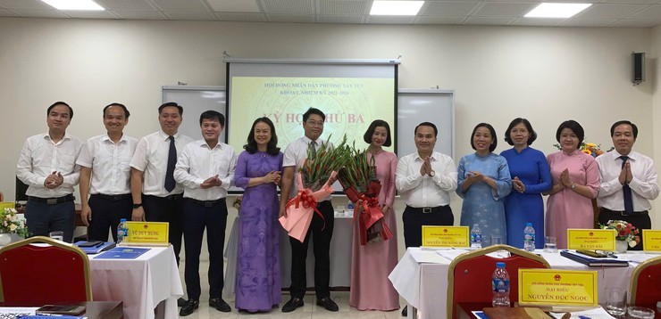 Kỳ họp thứ ba HĐND phường Tây Tựu nhiệm kỳ 2021-2026- Ảnh 3.