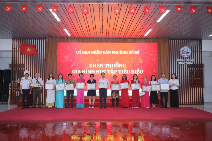 Phường Bồ Đề: Lan tỏa phong trào khuyến học, khuyến tài, xây dựng xã hội học tập tiêu biểu của Thủ đô năm 2025- Ảnh 7.