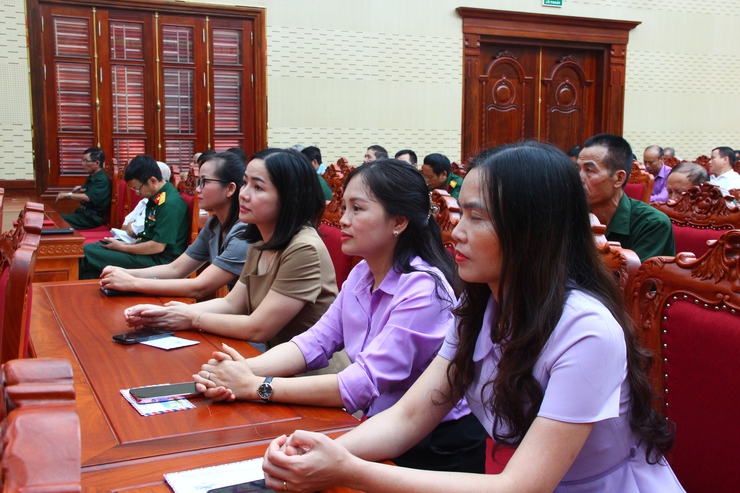 ỦY BAN MTTQ XÃ TỔ CHỨC TỔNG KẾT CÔNG TÁC ĐẠI HỘI MTTQ VÀ CÁC TỔ CHỨC CHÍNH TRỊ - XÃ HỘI; PHÁT ĐỘNG ỦNG HỘ ĐỒNG BÀO BỊ ẢNH HƯỞNG BÃO SỐ 10, 11- Ảnh 3.