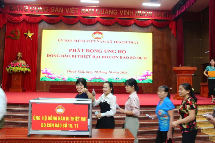 ỦY BAN MTTQ XÃ TỔ CHỨC TỔNG KẾT CÔNG TÁC ĐẠI HỘI MTTQ VÀ CÁC TỔ CHỨC CHÍNH TRỊ - XÃ HỘI; PHÁT ĐỘNG ỦNG HỘ ĐỒNG BÀO BỊ ẢNH HƯỞNG BÃO SỐ 10, 11- Ảnh 13.