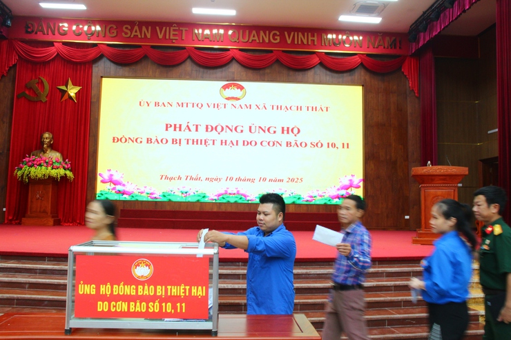 ỦY BAN MTTQ XÃ TỔ CHỨC TỔNG KẾT CÔNG TÁC ĐẠI HỘI MTTQ VÀ CÁC TỔ CHỨC CHÍNH TRỊ - XÃ HỘI; PHÁT ĐỘNG ỦNG HỘ ĐỒNG BÀO BỊ ẢNH HƯỞNG BÃO SỐ 10, 11- Ảnh 12.