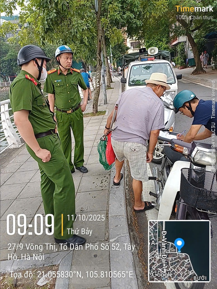 Tăng cường xử lý vi phạm, quyết tâm lập lại trật tự tại hồ Tây- Ảnh 2.