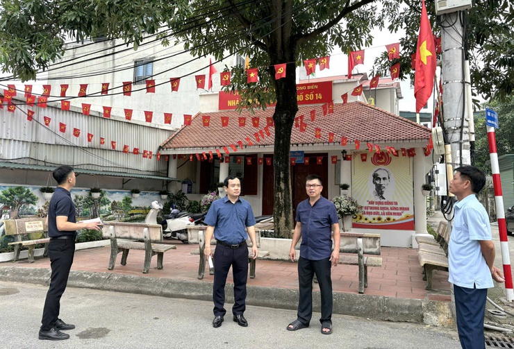 Phường Long Biên tổ chức đánh giá cuộc thi “Long biên Sáng - Xanh - Sạch - Đẹp” đợt 1 năm 2025- Ảnh 3.