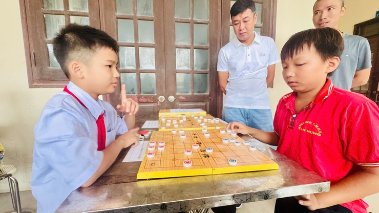  GIẢI CỜ VUA, CỜ TƯỚNG – ĐẠI HỘI THỂ DỤC THỂ THAO XÃ TAM HƯNG LẦN THỨ NHẤT NĂM 2025- Ảnh 4.