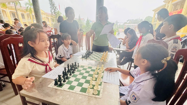  GIẢI CỜ VUA, CỜ TƯỚNG – ĐẠI HỘI THỂ DỤC THỂ THAO XÃ TAM HƯNG LẦN THỨ NHẤT NĂM 2025- Ảnh 3.