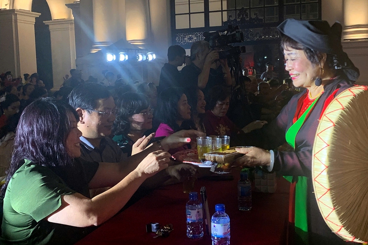 Chương trình nghệ thuật chào mừng Đại hội Đảng bộ Thành phố và 71 năm Ngày Giải phóng Thủ đô- Ảnh 3.