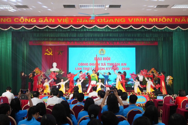 Đại hội Công đoàn xã Thuận An lần thứ I, nhiệm kỳ 2025- 2030 thành công tốt đẹp- Ảnh 3.