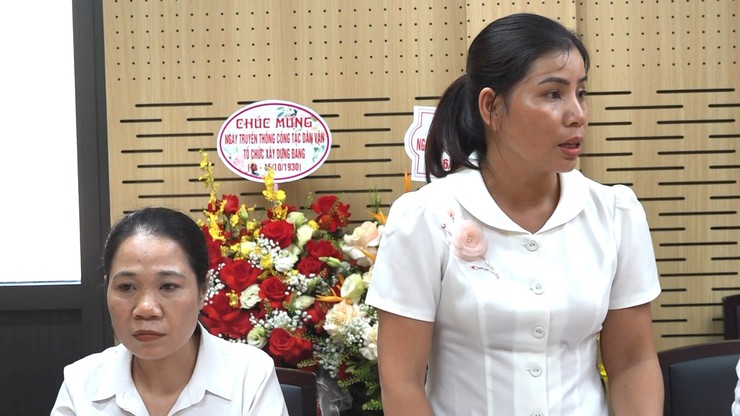 Chi bộ các cơ quan Đảng xã Minh Châu đã tổ chức sinh hoạt chuyên đề quý IV với chủ đề: “Kỷ niệm 71 năm Ngày Giải phóng Thủ đô (10/10/1954 – 10/10/2025)”.- Ảnh 5.