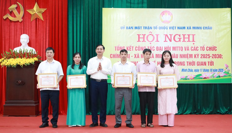 Ủy ban MTTQ Việt Nam xã Minh Châu tổng kết công tác Đại hội lần thứ I, nhiệm kỳ 2025 – 2030.- Ảnh 9.