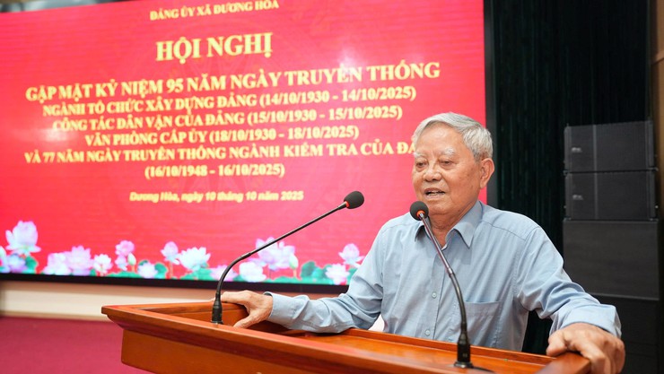 Đảng uỷ xã tổ chức gặp mặt kỷ niệm 95 năm Ngày truyền thống các ngành tổ chức xây dựng Đảng, công tác Dân vận của Đảng, Văn phòng cấp uỷ và 77 năm ngày truyền thống ngành Kiểm tra của Đảng- Ảnh 6.