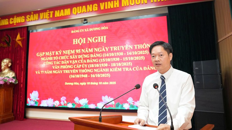 Đảng uỷ xã tổ chức gặp mặt kỷ niệm 95 năm Ngày truyền thống các ngành tổ chức xây dựng Đảng, công tác Dân vận của Đảng, Văn phòng cấp uỷ và 77 năm ngày truyền thống ngành Kiểm tra của Đảng- Ảnh 8.