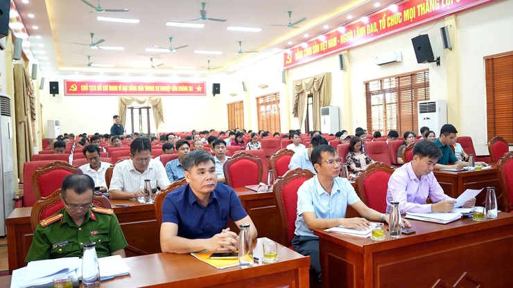 Hội nghị triển khai Chương trình hành động thực hiện Nghị quyết Đại hội Đảng bộ xã nhiệm kỳ 2025-2030 và giao ban công tác quý III, phương hướng nhiệm vụ quý IV/2025- Ảnh 1.