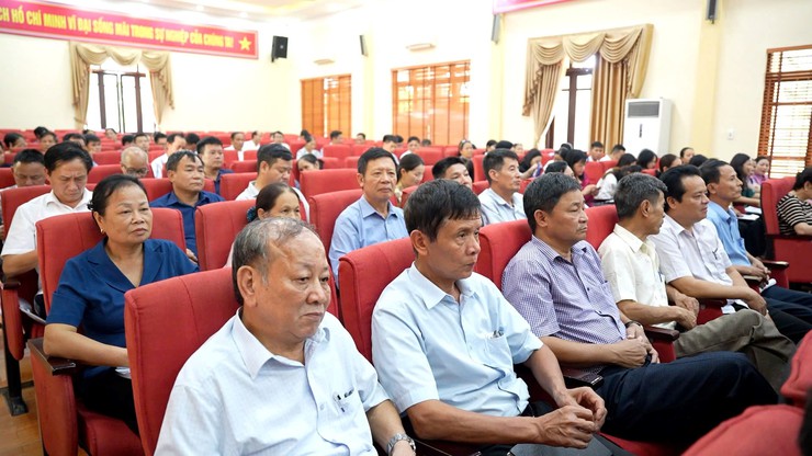 Hội nghị triển khai Chương trình hành động thực hiện Nghị quyết Đại hội Đảng bộ xã nhiệm kỳ 2025-2030 và giao ban công tác quý III, phương hướng nhiệm vụ quý IV/2025- Ảnh 5.